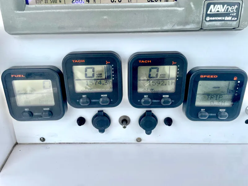 Slide: The Image of Southport 26 Center Console 2008 - 20