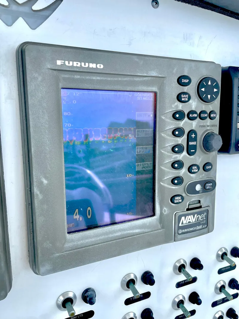 Slide: The Image of Southport 26 Center Console 2008 - 24