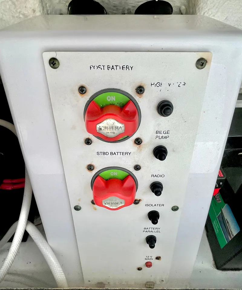 Slide: The Image of Southport 26 Center Console 2008 - 68