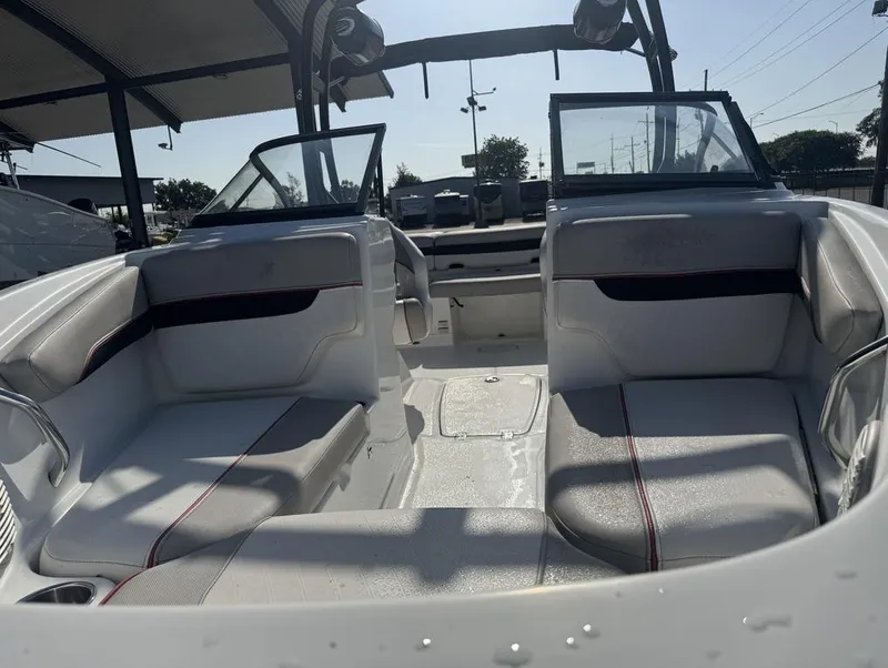 Slide: The Image of Tahoe 700 2018 - 14