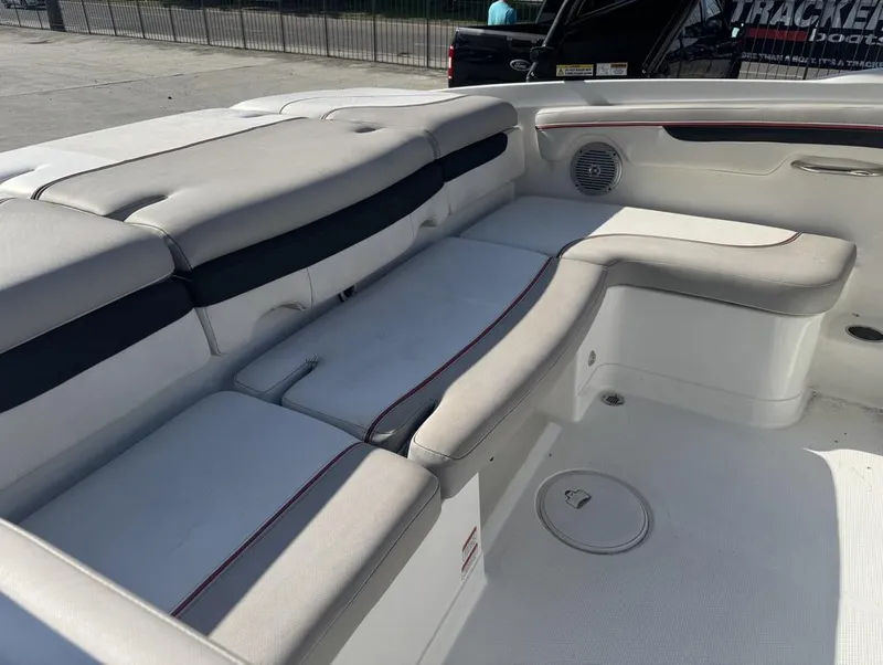 Slide: The Image of Tahoe 700 2018 - 16