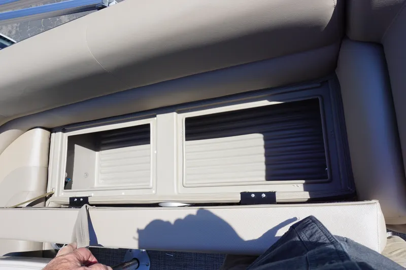 Slide: The Image of Ranger 200C - Includes Trailer 2025 - 11