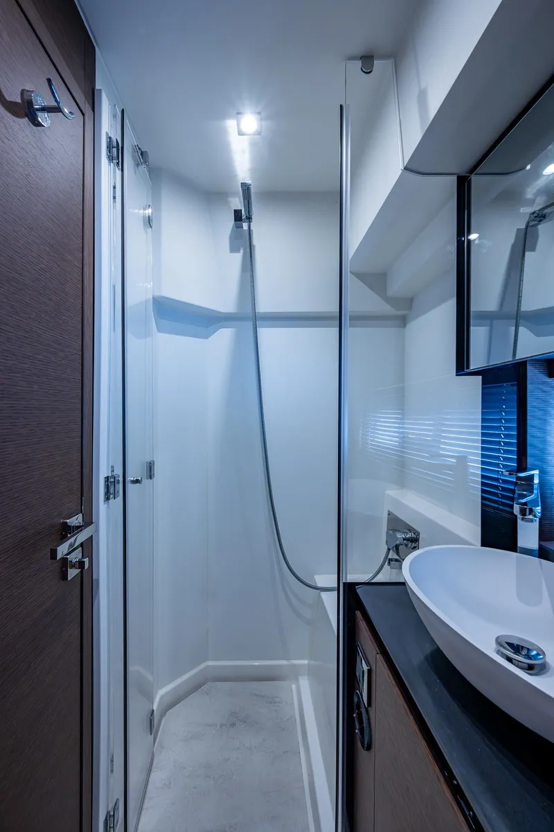 Slide: The Image of Prestige 460 2019 - 51