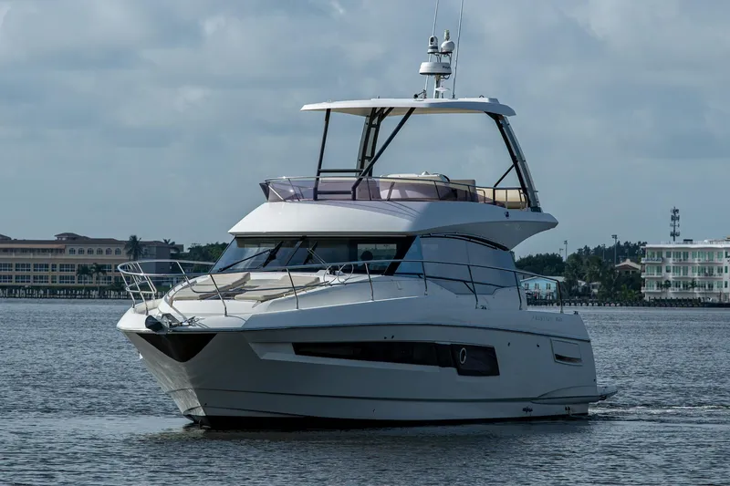 Slide: The Image of Prestige 460 2019 - 61