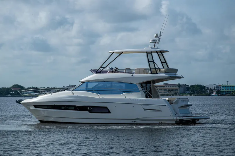 Slide: The Image of Prestige 460 2019 - 74