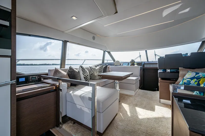 Slide: The Image of Prestige 460 2019 - 79