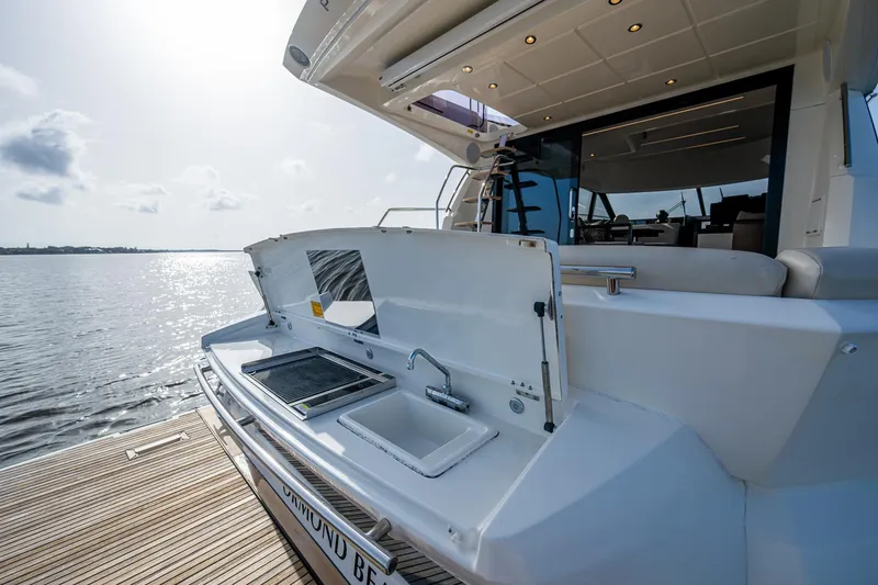 Slide: The Image of Prestige 460 2019 - 90