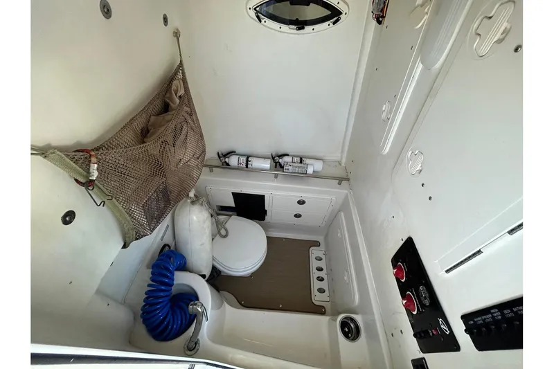 Slide: The Image of Sailfish 290 CC 2018 - 14