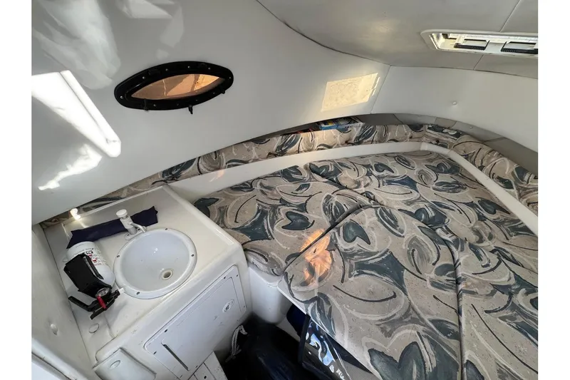 Slide: The Image of Cobia 220 Walkaround 1998 - 13