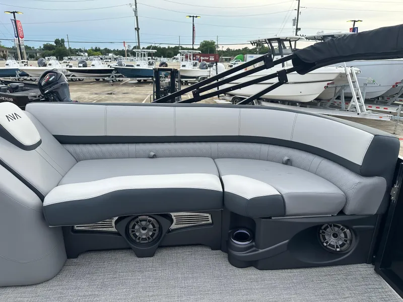 Slide: The Image of Avalon LSZ QL25T 2025 - 17