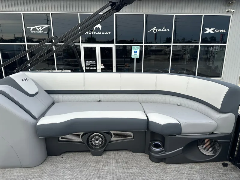 Slide: The Image of Avalon LSZ QL25T 2025 - 30