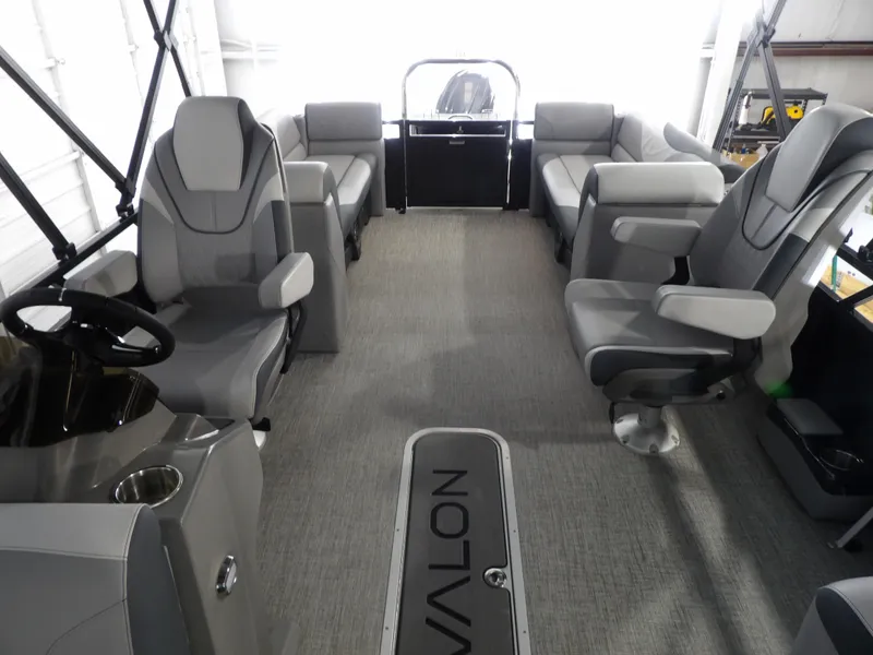 Slide: The Image of Avalon VNT85 QL23T 2025 - 15