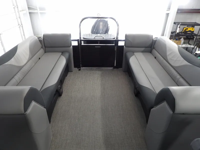 Slide: The Image of Avalon VNT85 QL23T 2025 - 16