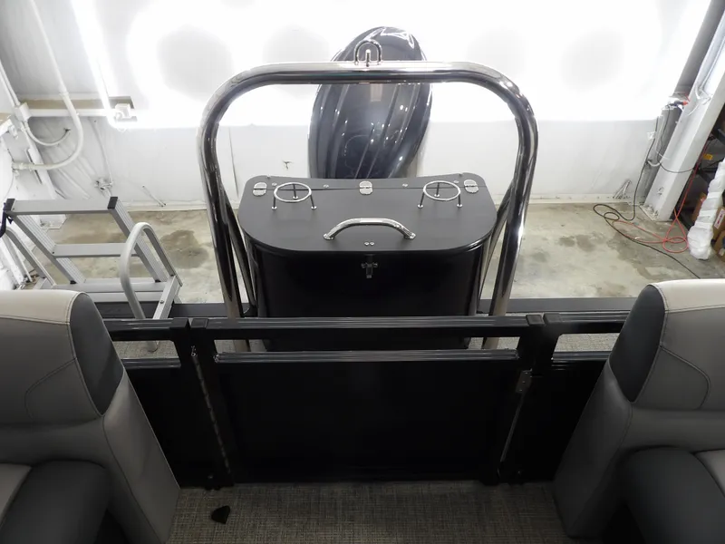 Slide: The Image of Avalon VNT85 QL23T 2025 - 17