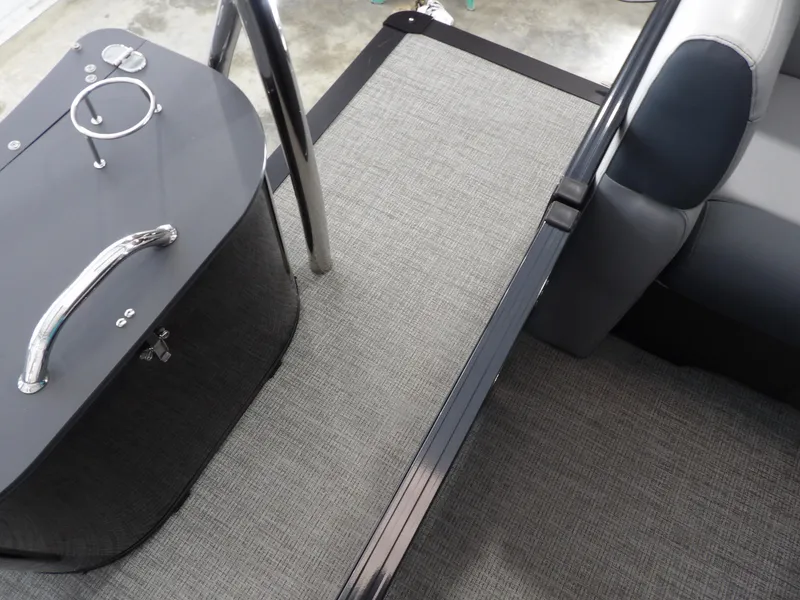 Slide: The Image of Avalon VNT85 QL23T 2025 - 19