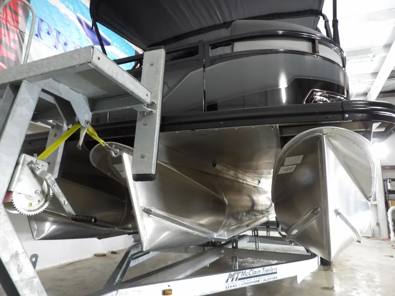 Slide: The Image of Avalon VNT85 QL23T 2025 - 5