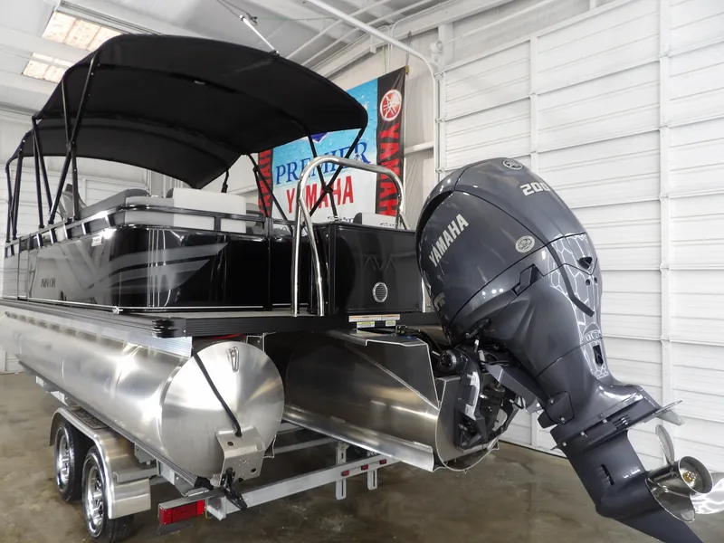 Slide: The Image of Avalon VNT85 QL23T 2025 - 6