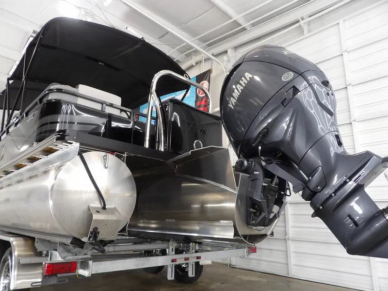 Slide: The Image of Avalon VNT85 QL23T 2025 - 7