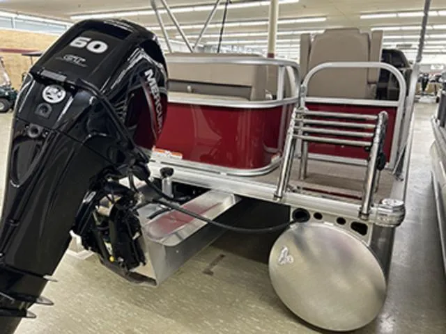 Slide: The Image of Sun Tracker Party Barge 18 DLX 2025 - 14