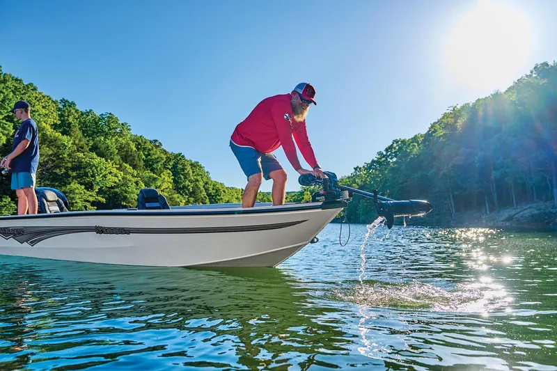 Slide: The Image of Ranger VS1665T 2025 - 42