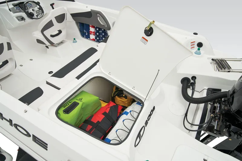 Slide: The Image of Tahoe 200 S 2025 - 65