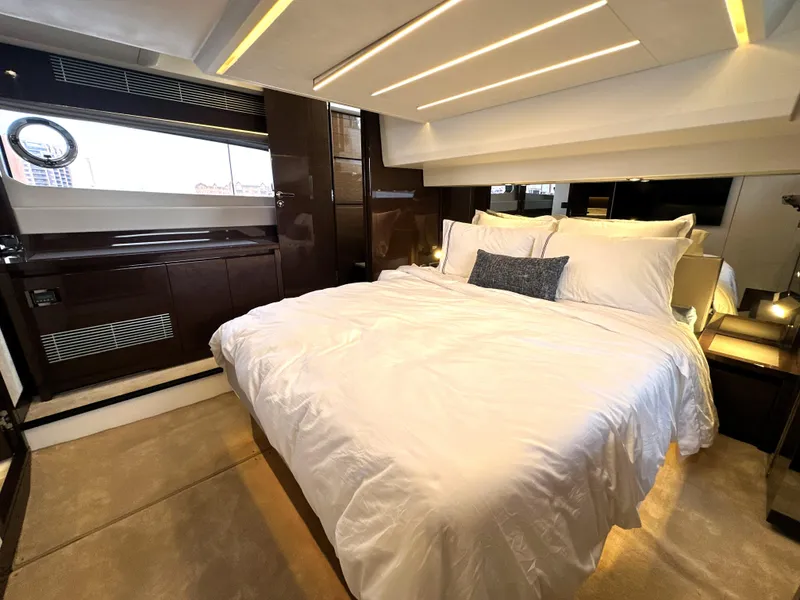 Slide: The Image of Prestige 520 2022 - 52