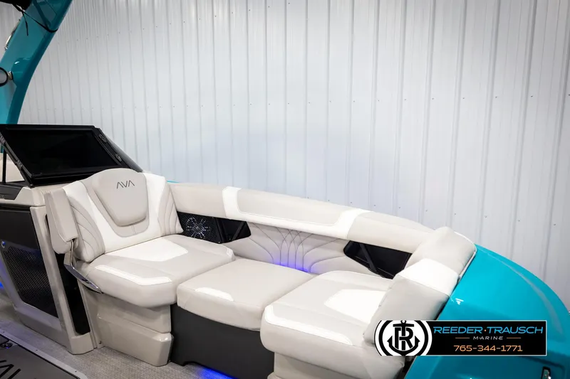 Slide: The Image of Luxurious seating on 2025 Avalon 2585 Excal VRBW boat, featuring modern design and comfort. - 20
