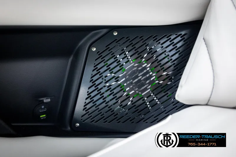 Slide: The Image of Avalon 2585 Excal VRBW 2025 - 50