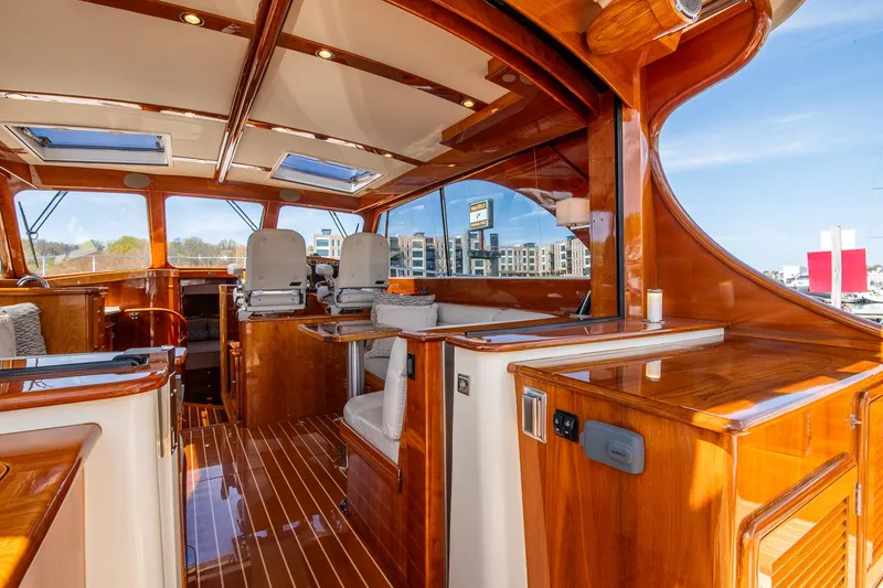 Slide: The Image of Hinckley Yachts Talaria 43 Motoryacht 2016 - 24