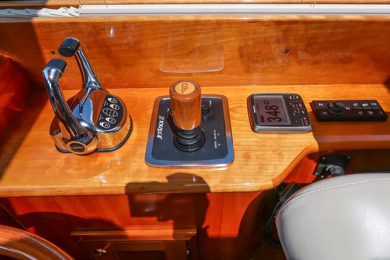Slide: The Image of Hinckley Yachts Talaria 43 Motoryacht 2016 - 37