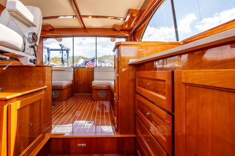 Slide: The Image of Hinckley Yachts Talaria 43 Motoryacht 2016 - 41