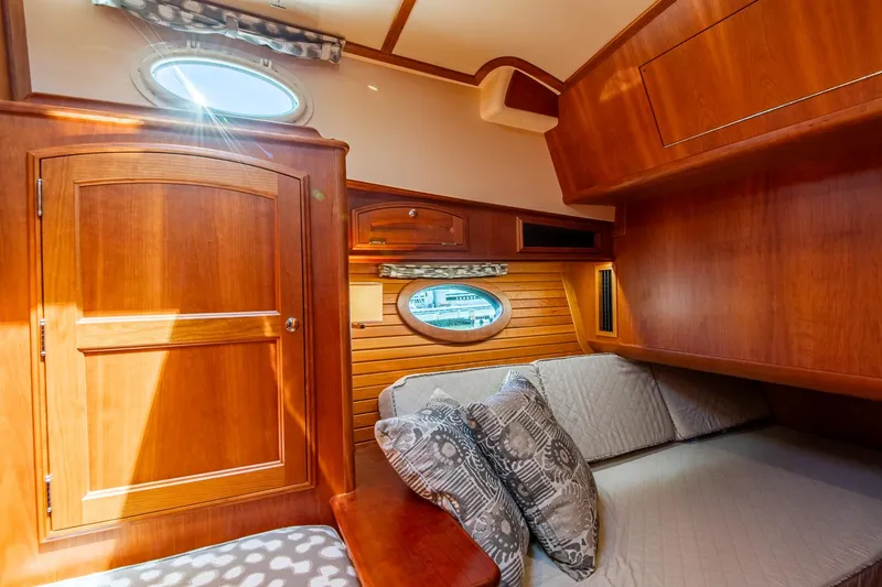 Slide: The Image of Hinckley Yachts Talaria 43 Motoryacht 2016 - 45