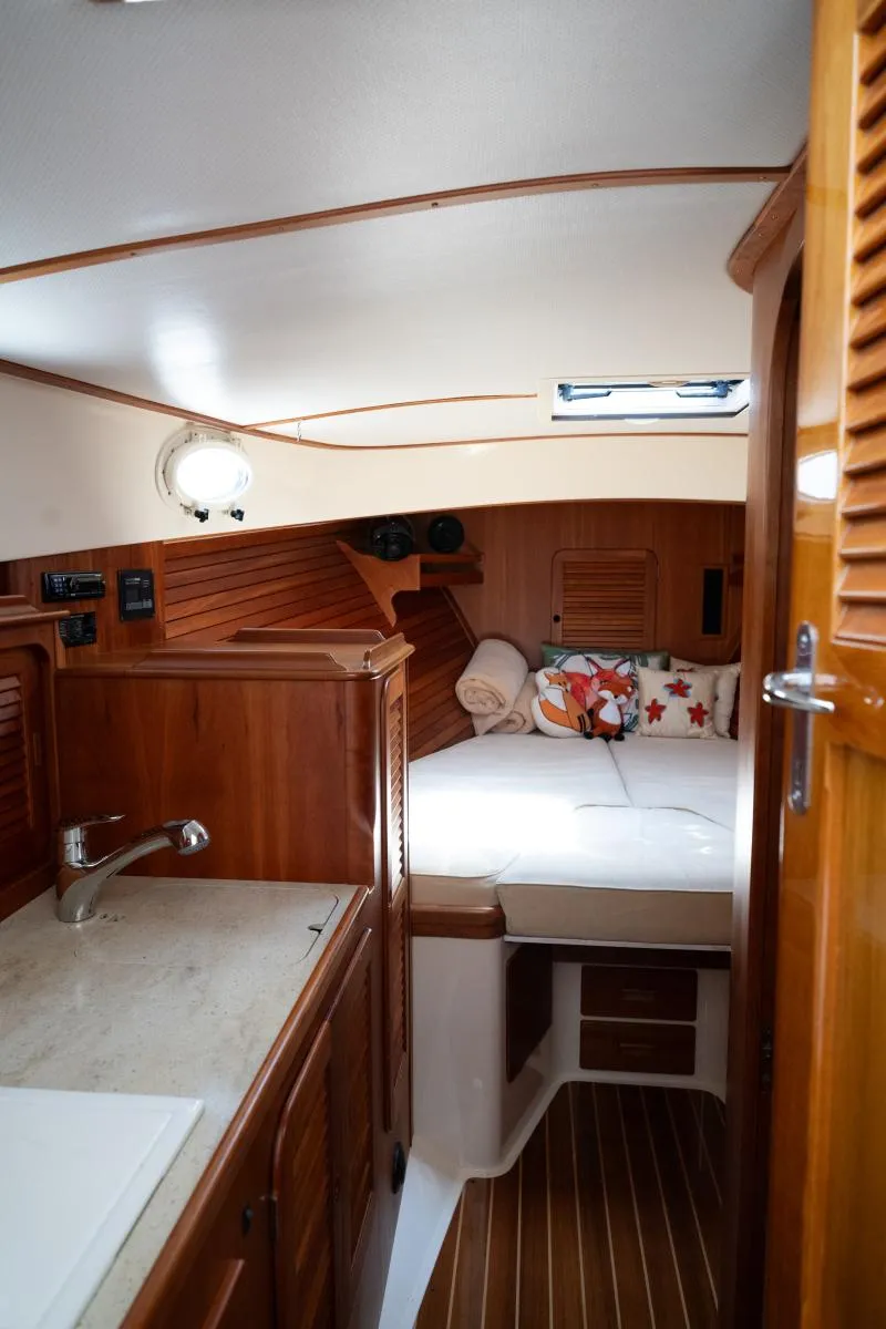 Slide: The Image of Hinckley Yachts Picnic Boat 37 MKIII 2011 - 48