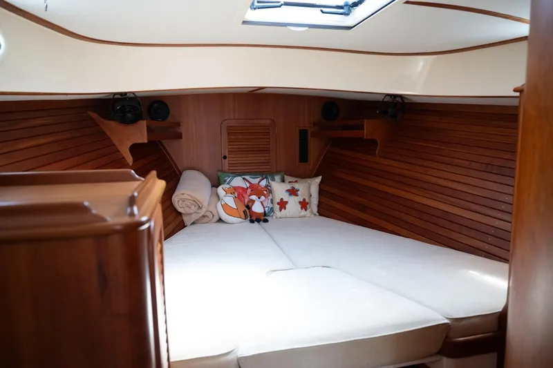 Slide: The Image of Hinckley Yachts Picnic Boat 37 MKIII 2011 - 55