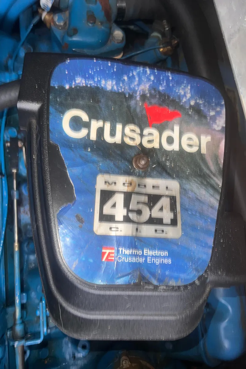 Slide: The Image of Crusader 454 engine in a 1990 Luhrs 3400 Motor Yacht. - 30