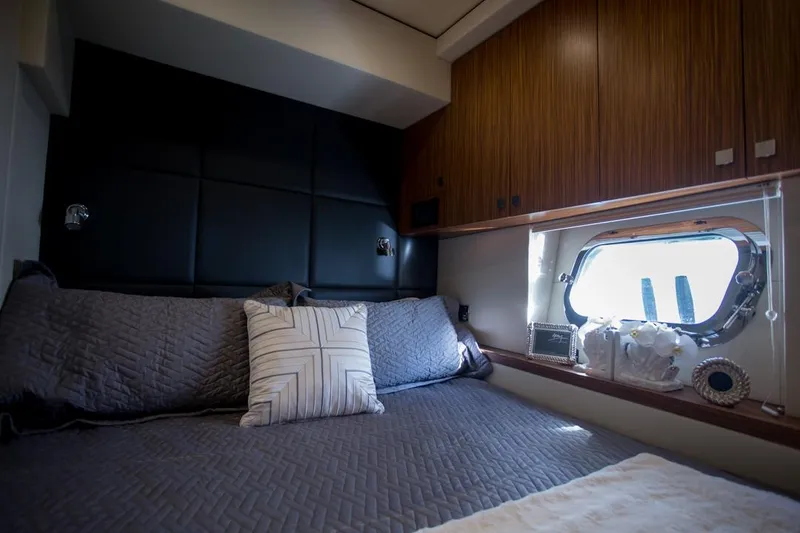 Slide: The Image of Mazarin 72 Sport Fly 2015 - 18