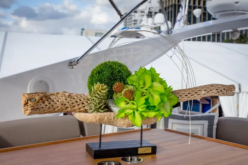 Slide: The Image of Mazarin 72 Sport Fly 2015 - 28