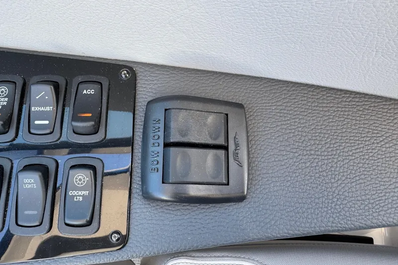 Slide: The Image of Regal 33 XO 2026 - 75