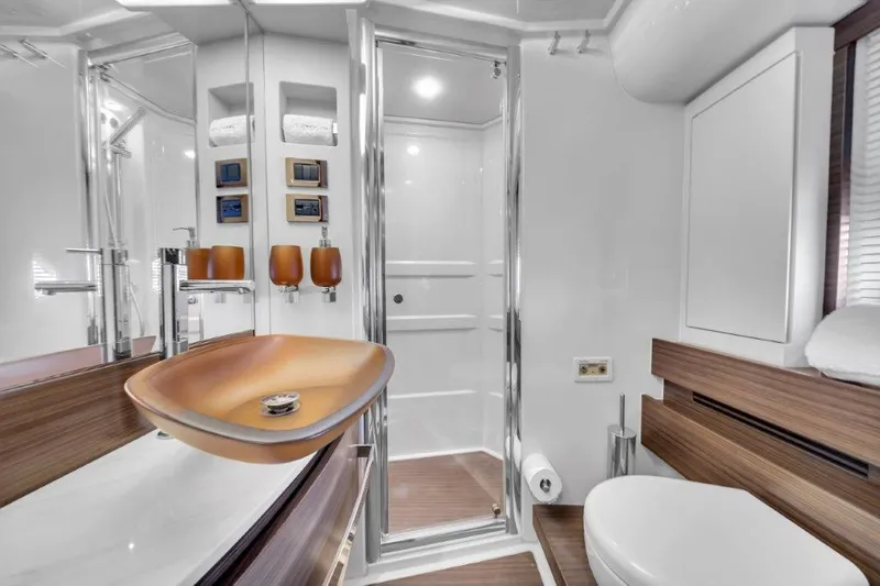 Slide: The Image of Azimut 64 2014 - 51