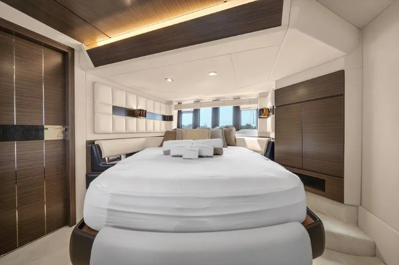 Slide: The Image of Azimut 64 2014 - 60