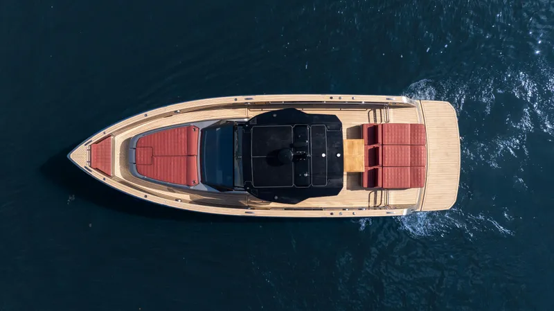 Slide: The Image of Top view of 2022 Pardo Yachts Pardo 43 cruising on water. - 12