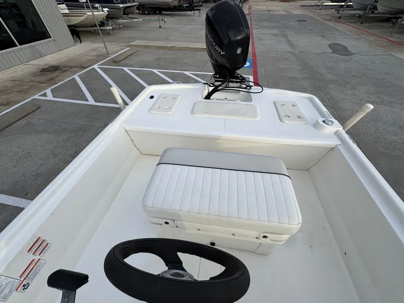 Slide: The Image of Mako 19 Pro Skiff 2017 - 15