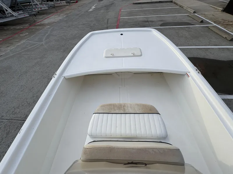 Slide: The Image of Mako 19 Pro Skiff 2017 - 16