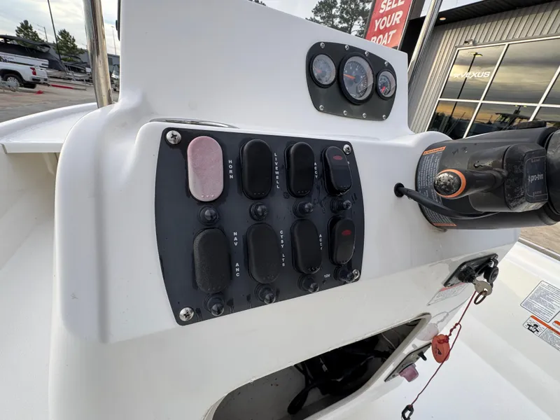 Slide: The Image of Mako 19 Pro Skiff 2017 - 17