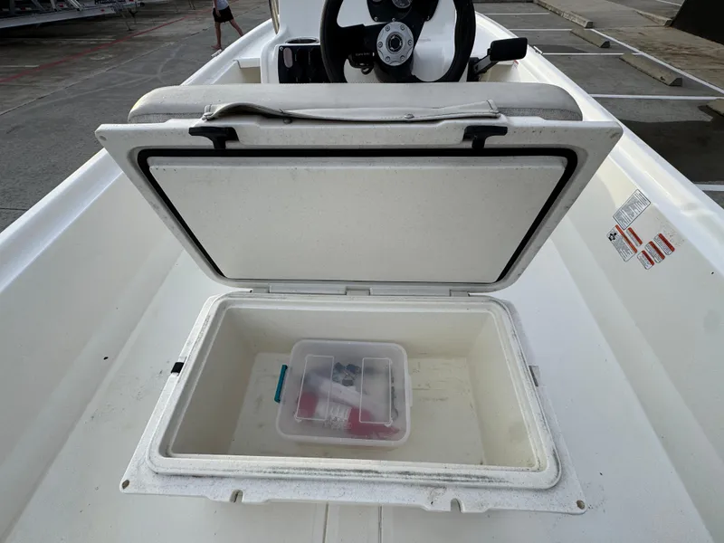 Slide: The Image of Mako 19 Pro Skiff 2017 - 20