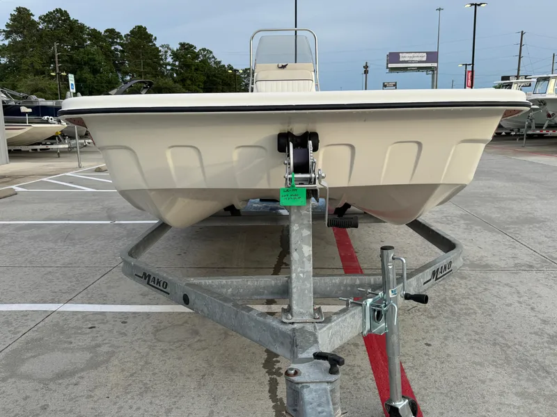 Slide: The Image of Mako 19 Pro Skiff 2017 - 5