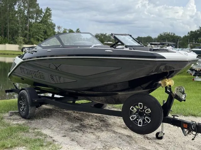 The Image of Scarab SBI195 2024 - 1