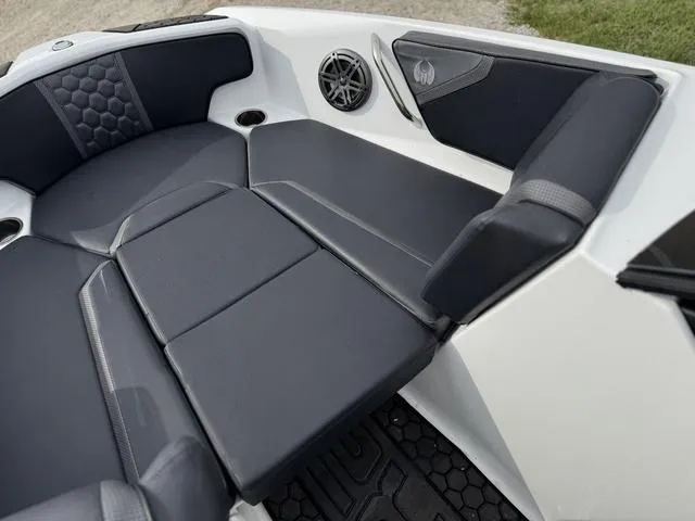 Slide: The Image of Scarab SBI195 2024 - 19