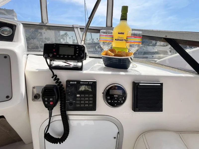 Slide: The Image of Sea Ray 370 Sedan Bridge 1996 - 60