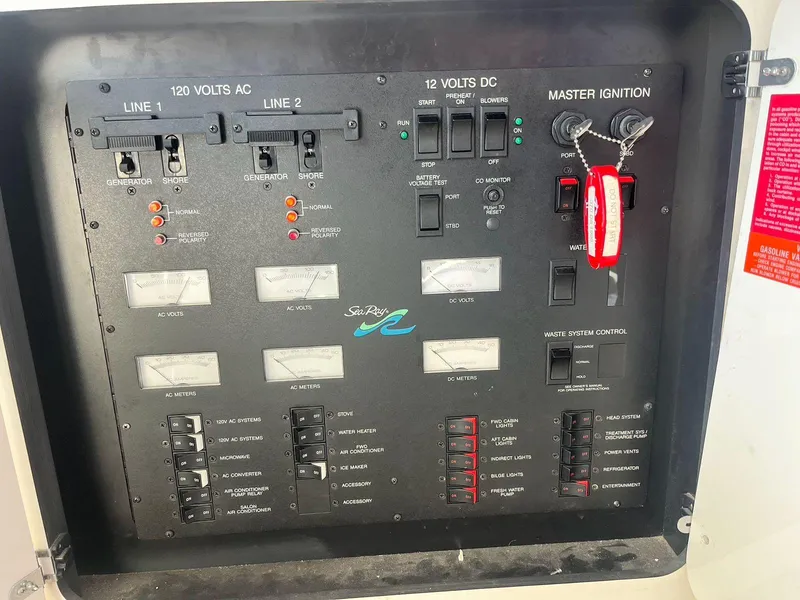 Slide: The Image of Sea Ray 370 Sedan Bridge 1996 - 68